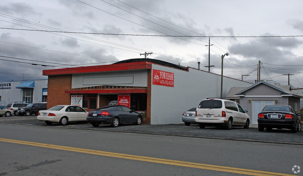 More Photos Of 2110 37th St, Everett Warehouse For Lease