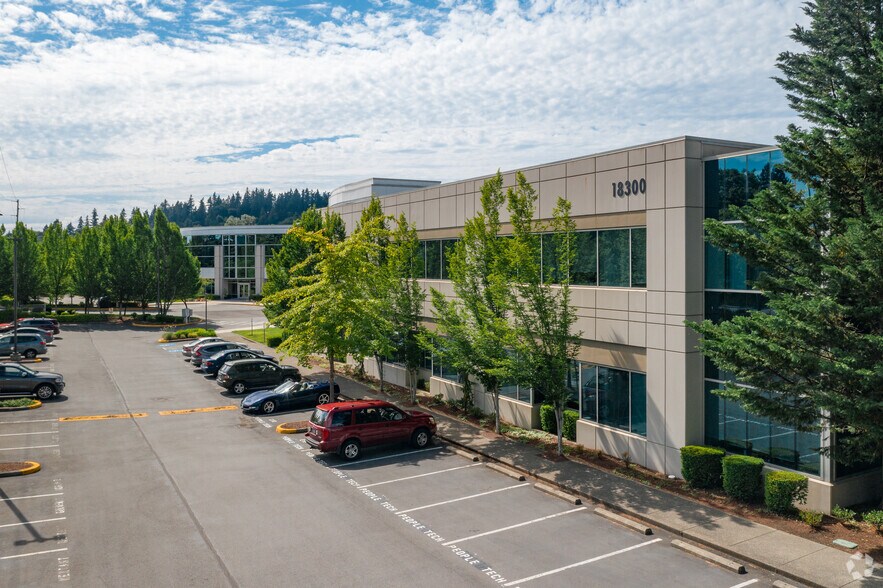 More Photos Of 18300 NE Union Hill Rd, Redmond Office For Lease