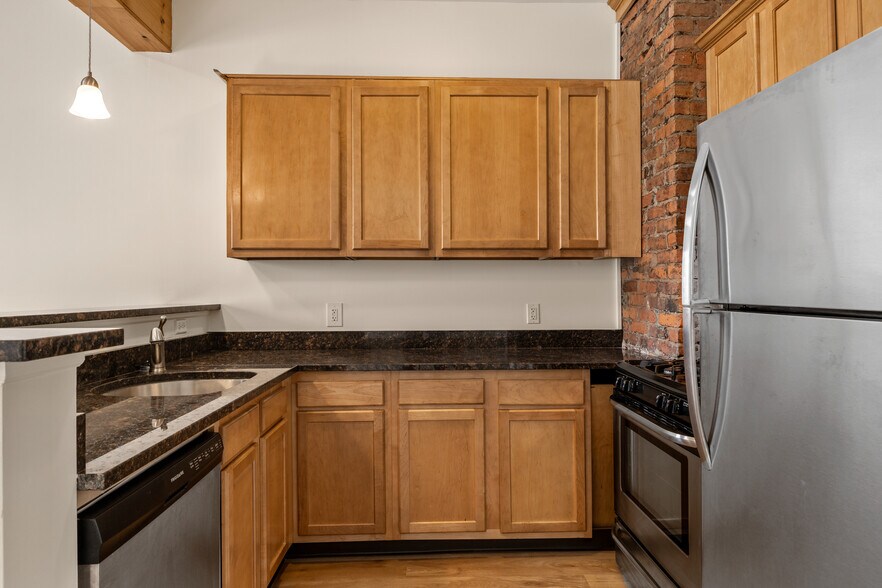 More Photos Of 111 Pine St, Albany Multifamily For Sale