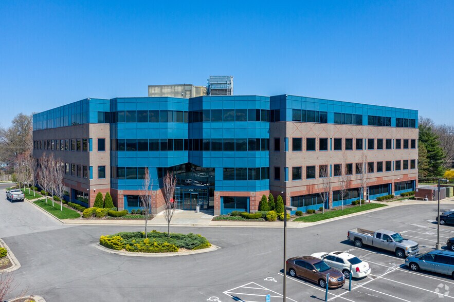 Primary Photo Of 6700 Antioch Rd, Merriam Office For Lease