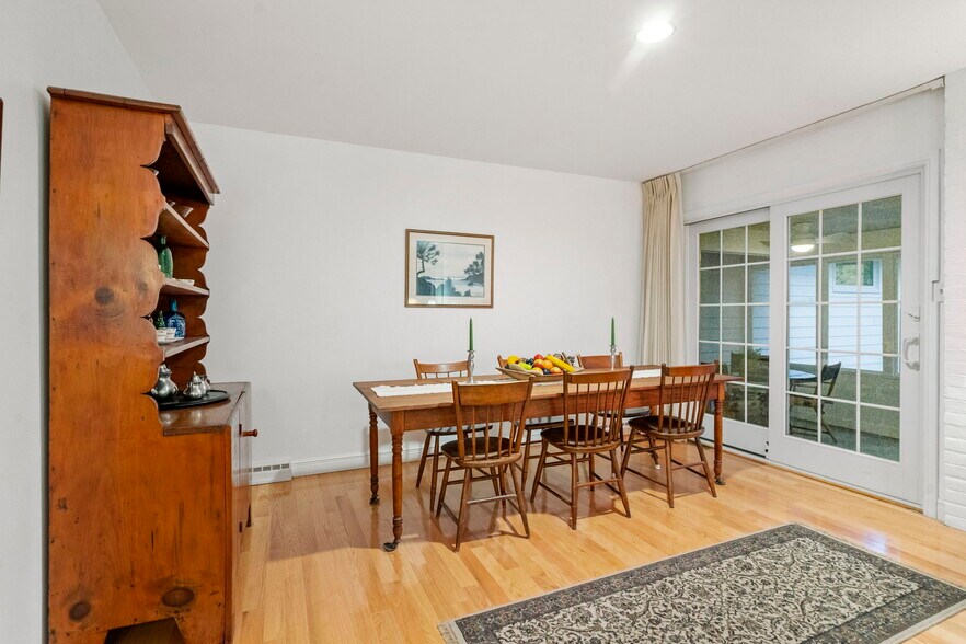 More Photos Of 6 Arbor Dr, Glens Falls Office For Sale