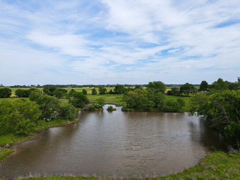 Primary Photo Of Ladd Ave rd @ E Redbud Rd, Purcell Land For Sale