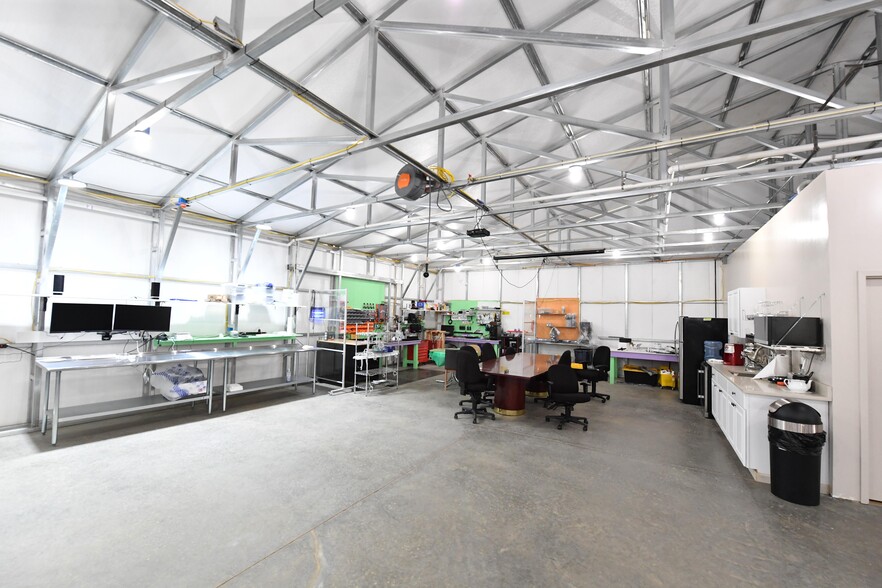 More Photos Of 1070 Wadesville Rd, Berryville Light Manufacturing For Sale