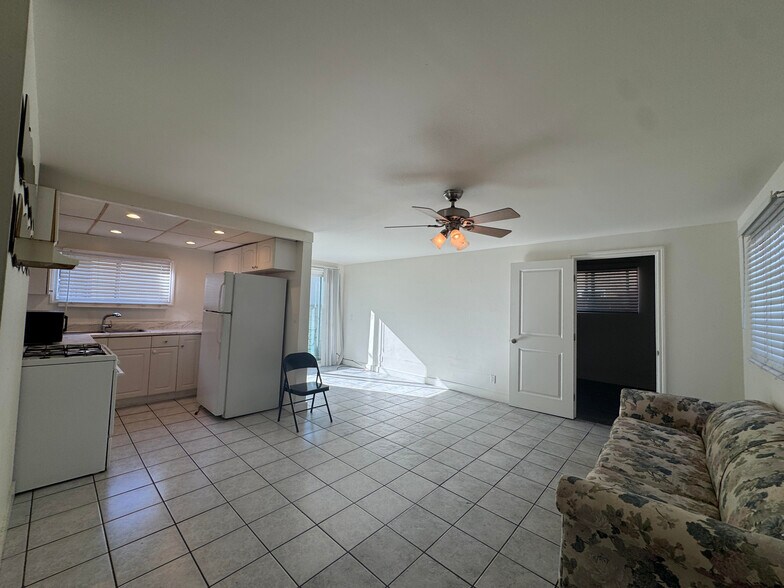 More Photos Of 1160 Linden Ave, Glendale Multifamily For Sale