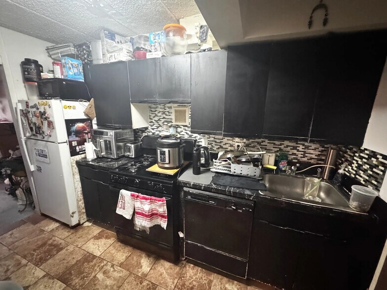 More Photos Of 3557 86th St, Jackson Heights Apartments For Sale