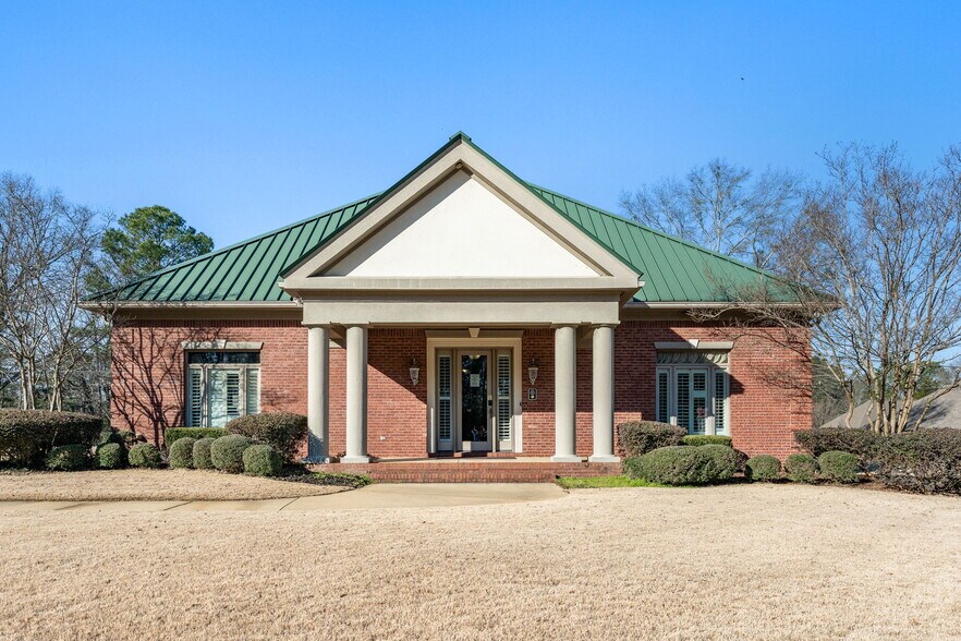 Primary Photo Of 5500 Watermelon Rd, Northport Medical For Lease