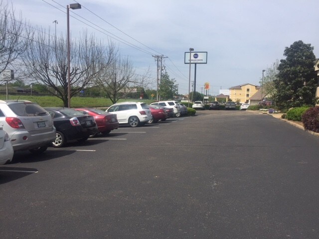 More Photos Of 6040 I-55 N, Jackson Medical For Sale