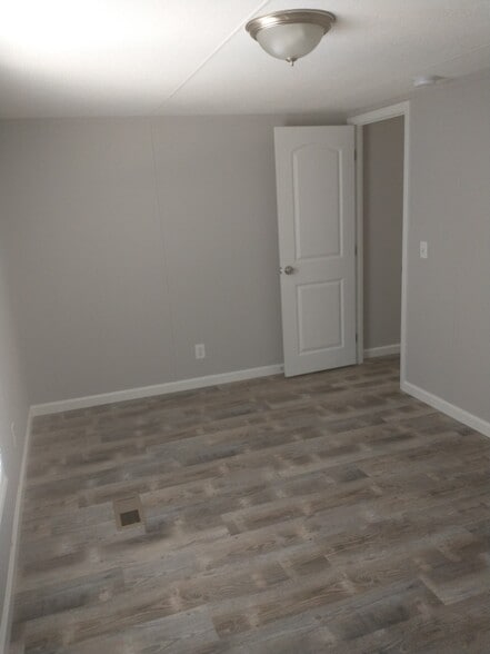 More Photos Of 3041 Meyer Rd, Festus Manufactured Housing Mobile Home Park For Sale