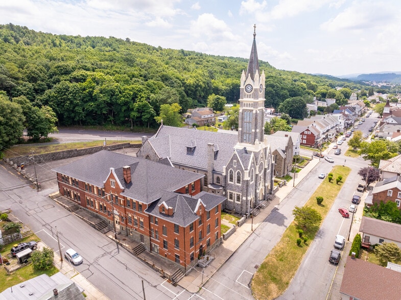 Primary Photo Of 124 E Abbott St, Lansford Specialty For Sale