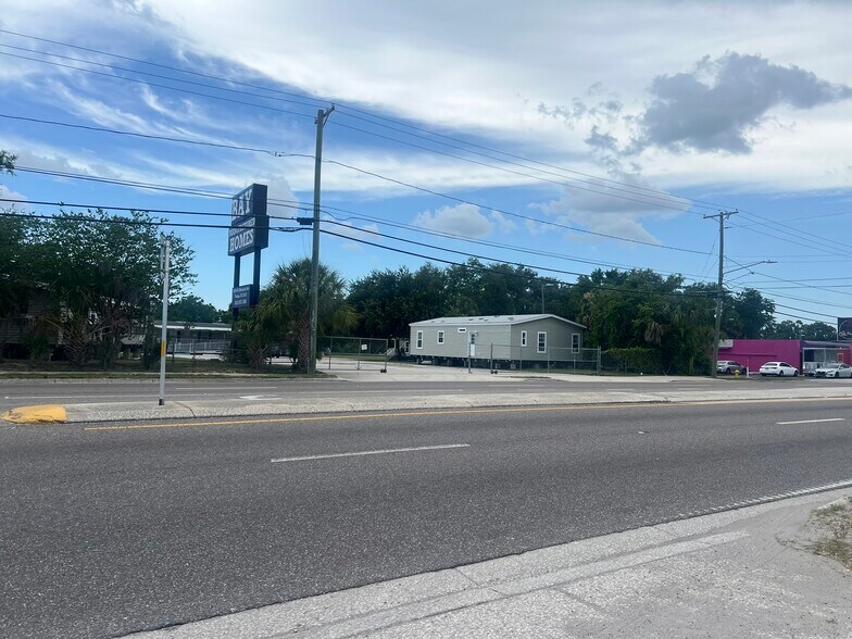 More Photos Of 10916 N Nebraska Ave, Tampa Land For Sale
