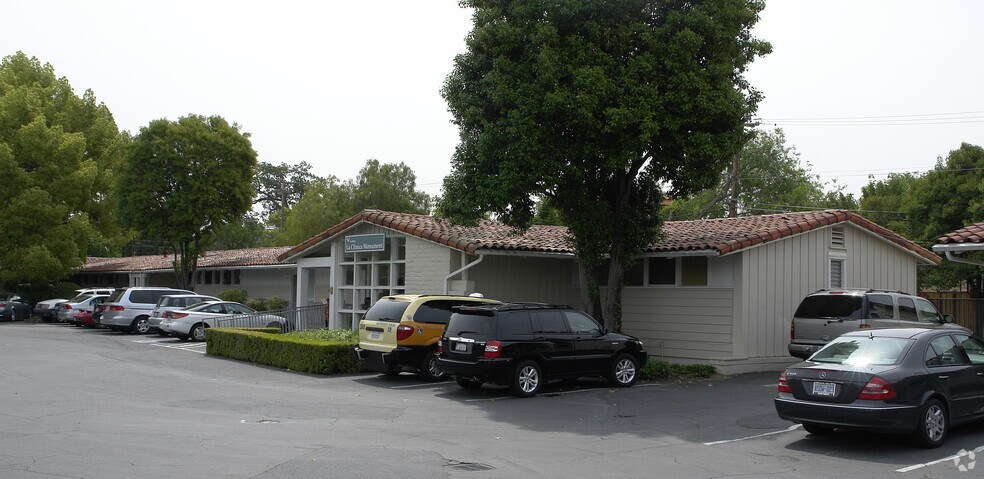 More Photos Of 2100 Monument Blvd, Pleasant Hill Medical For Lease