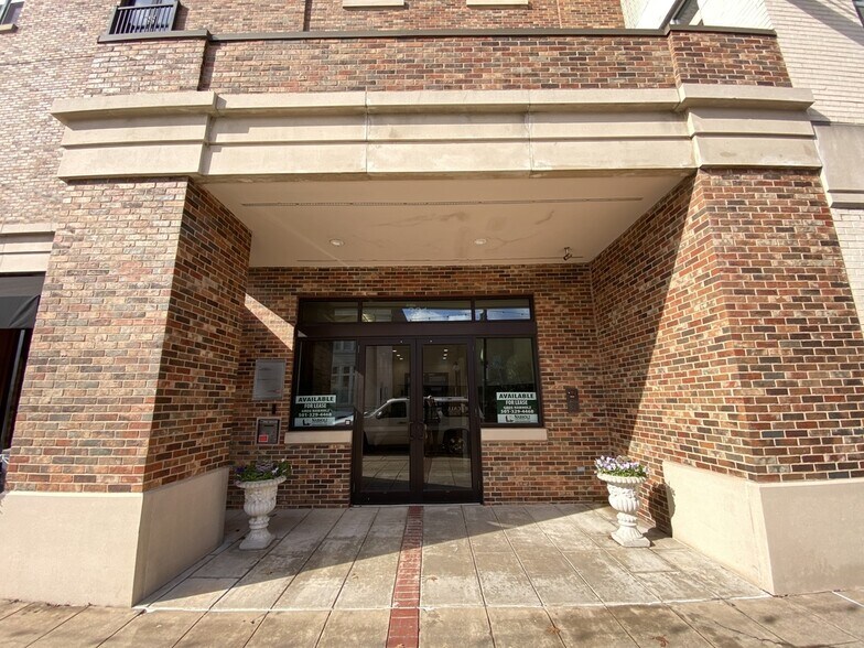 More Photos Of 301 Main St, North Little Rock Loft Creative Space For Lease