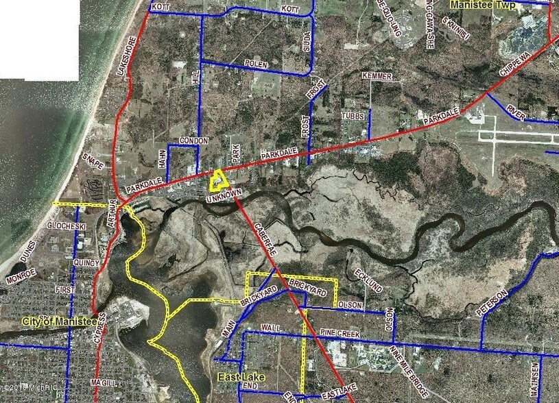 More Photos Of 10 Caberfae Hwy, Manistee Service For Sale