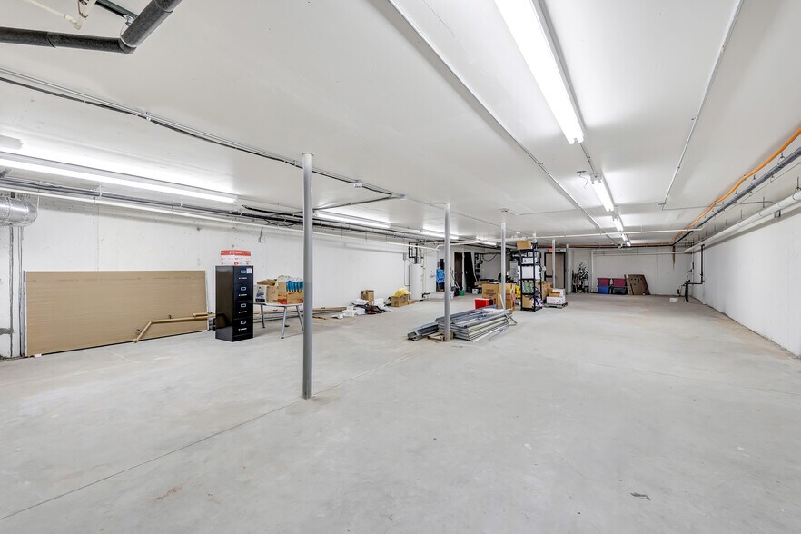 More Photos Of 2411 Holmgren Way, Green Bay Healthcare For Lease