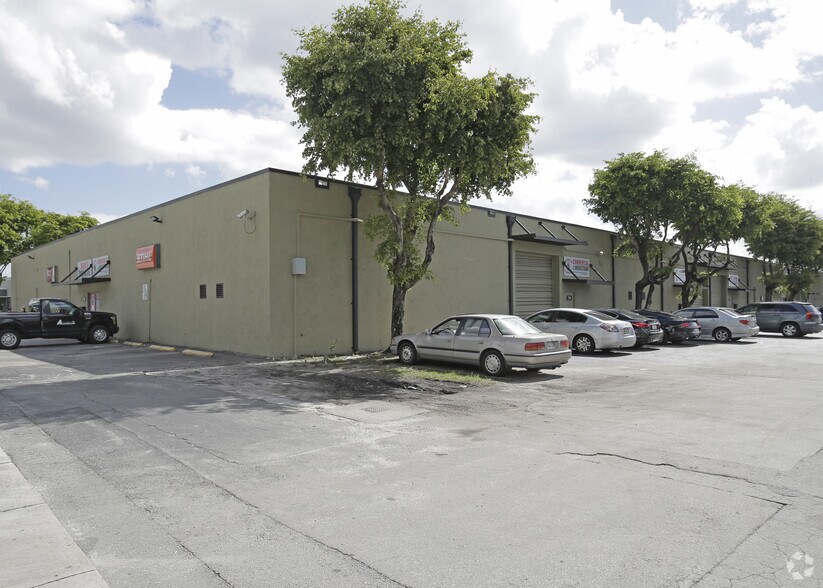 More Photos Of 7212-7298 NW 25th St, Miami Warehouse For Lease