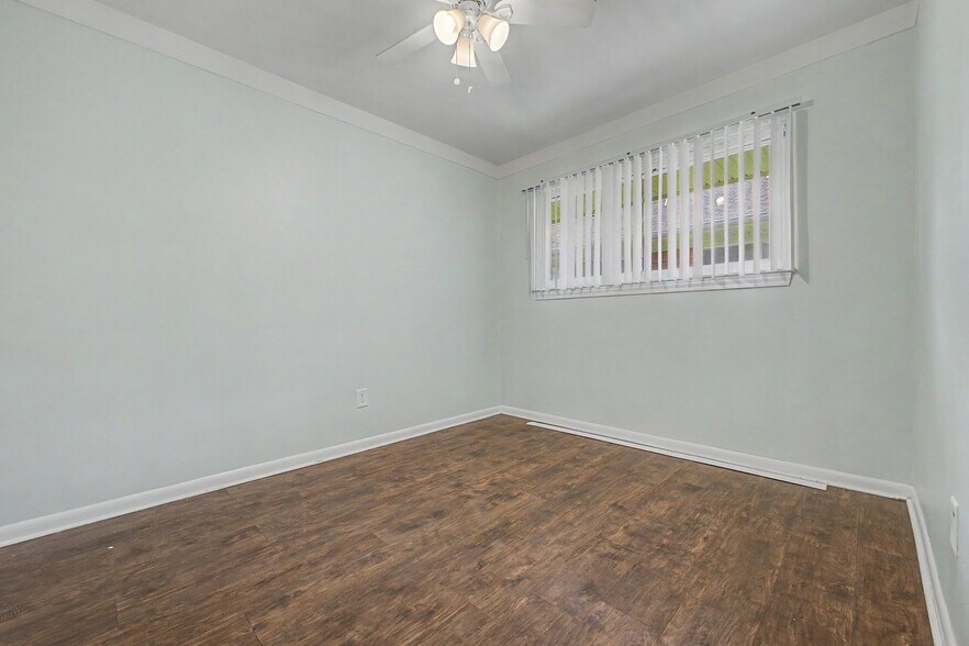 More Photos Of 4222 Drouillard St, Lincoln Park Apartments For Sale