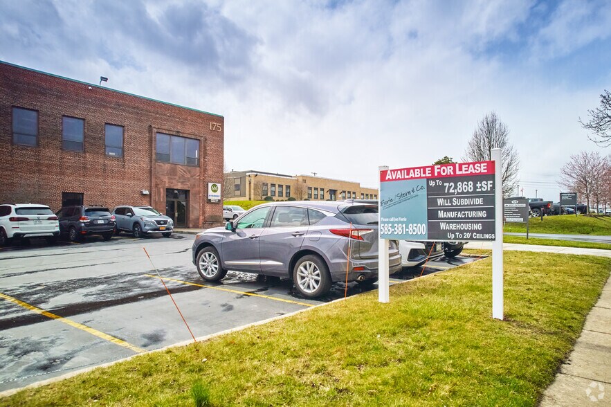 More Photos Of 133-181 Humboldt St, Rochester Warehouse For Lease