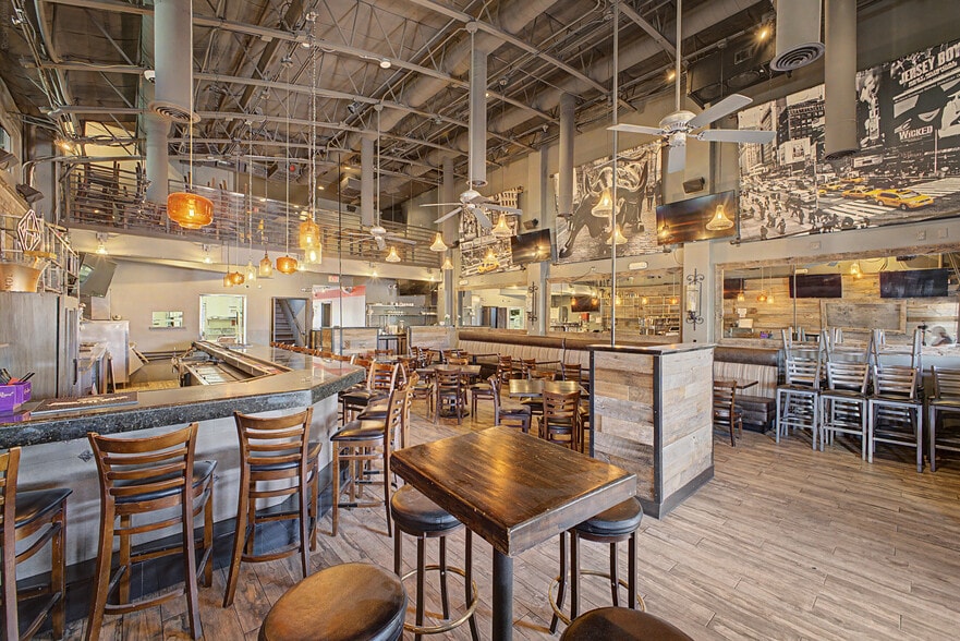 More Photos Of 2827 E Bell Rd, Phoenix Restaurant For Sale