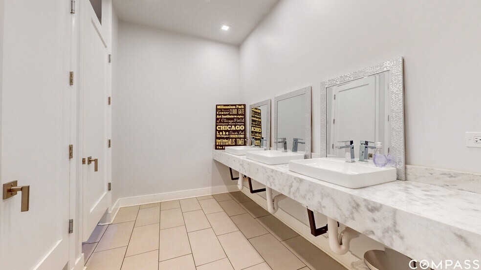 More Photos Of 2241 S Wabash Ave, Chicago Loft Creative Space For Sale