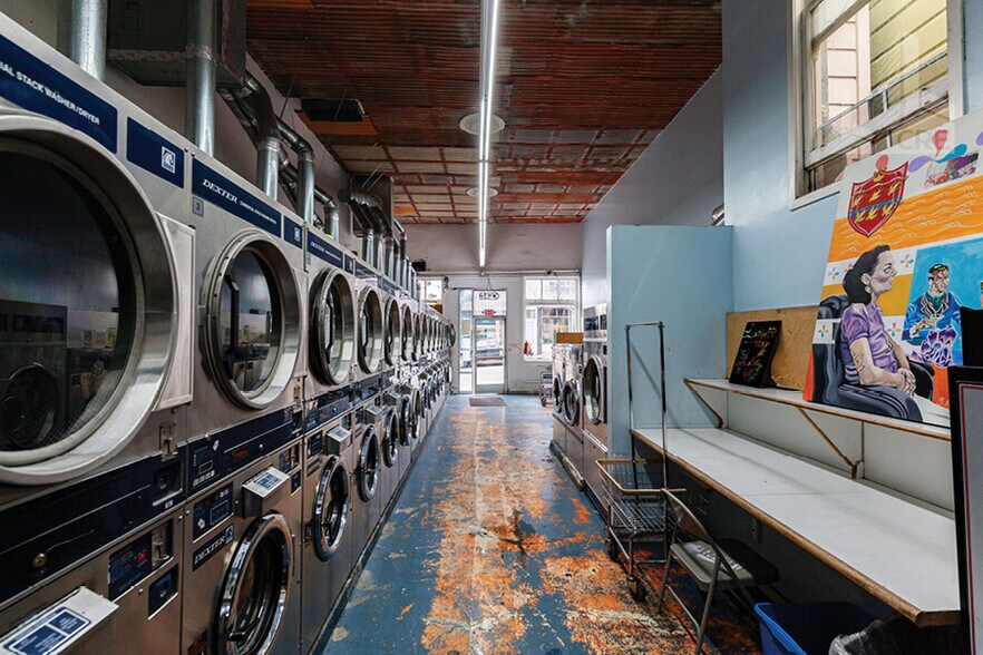 More Photos Of 397-399 Cortland Ave, San Francisco Storefront For Sale