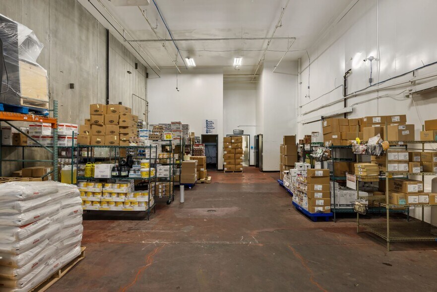 More Photos Of 9844 40th Ave S, Seattle Refrigeration Cold Storage For Sale