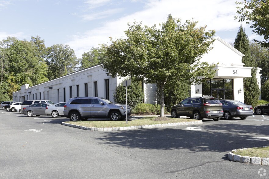More Photos Of 54 Horsehill Rd, Cedar Knolls Medical For Lease