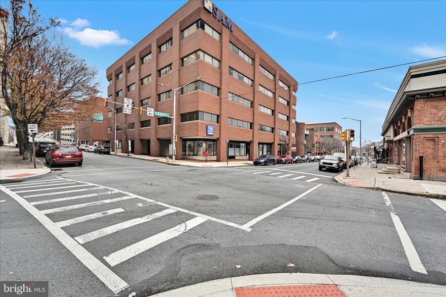 Primary Photo Of 19 N 6th St, Reading Office For Lease