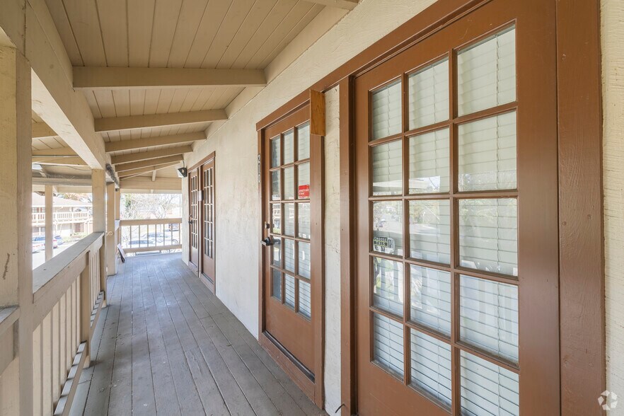 More Photos Of 3731 Sunset Ln, Antioch Unknown For Lease