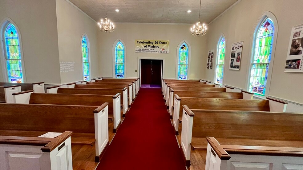 More Photos Of 302 S Commerce St, Aulander Religious Facility For Sale