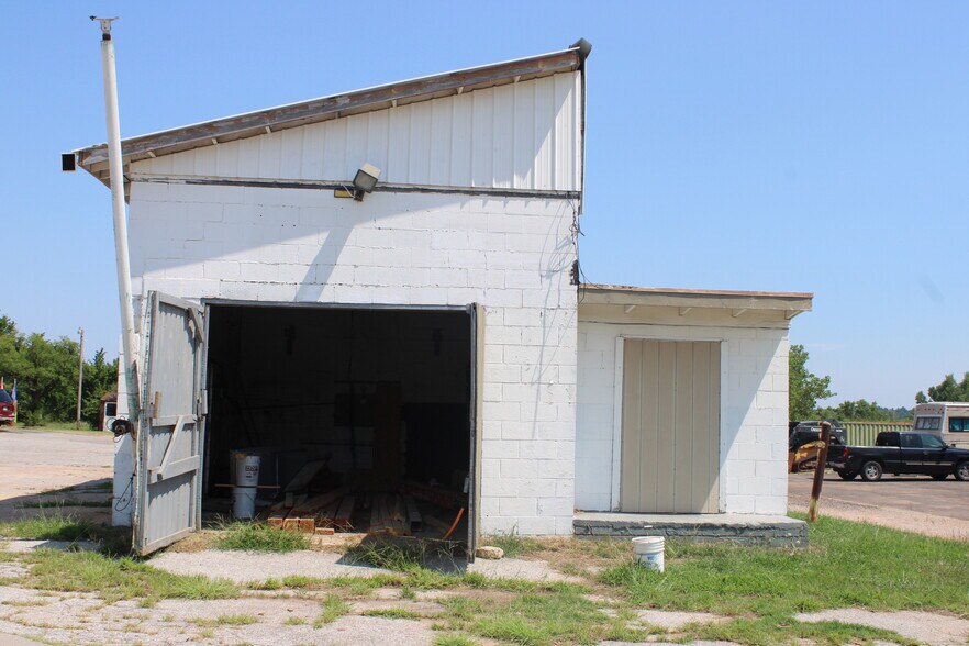 More Photos Of 10925 SE 59th St, Oklahoma City Convenience Store For Lease