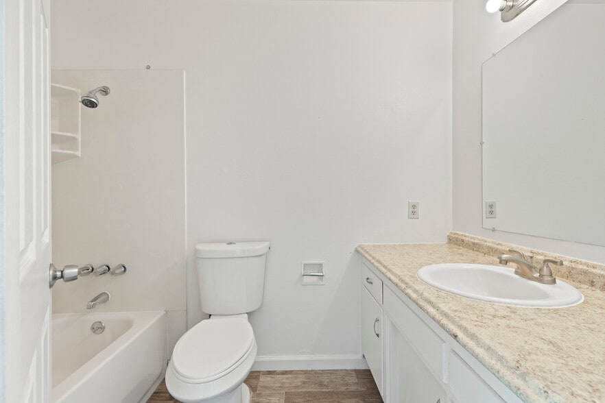 More Photos Of 6500 Jackson Ave, Riverbank Multifamily For Sale