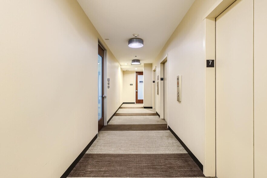More Photos Of 1800 Glenarm Pl, Denver Office For Sale