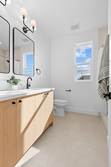 More Photos Of 4401 El Camino Ave, Sacramento Apartments For Sale