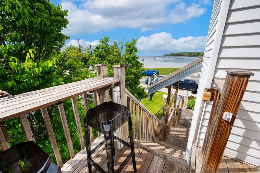 More Photos Of 4113 Main St, Fish Creek Storefront Retail Residential For Sale