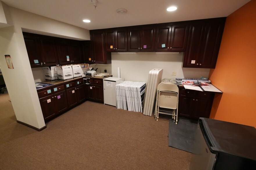 More Photos Of 11310 86th Ave N, Maple Grove Office For Sale