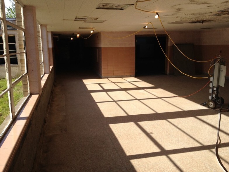 More Photos Of 820 S Line St, Chesaning Schools For Sale