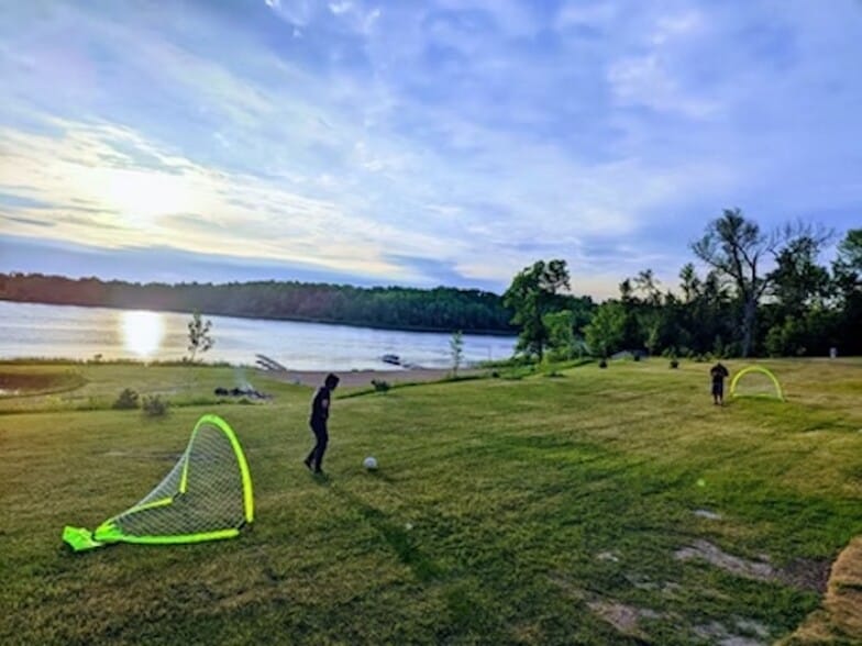 More Photos Of 400 Quadna Road, Hill City Hotel For Sale