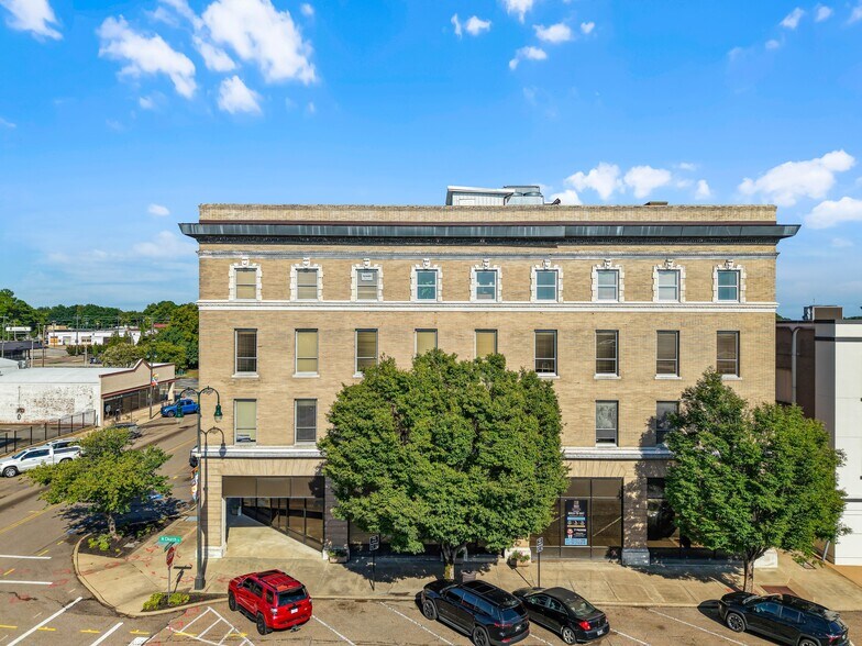 More Photos Of 116 N Church St, Jackson Office For Lease