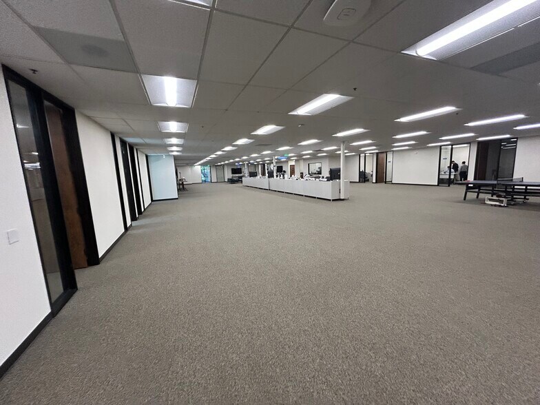 More Photos Of 46600-46610 Landing Pky, Fremont Research And Development For Lease