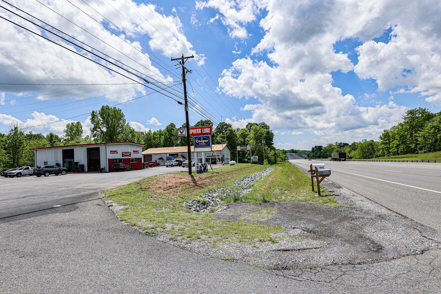 Primary Photo Of 430 US-62 E, Eddyville Specialty For Sale