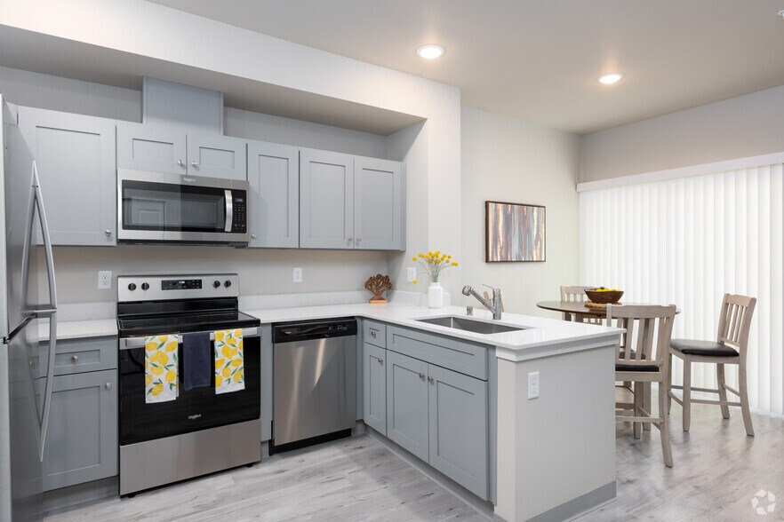 More Photos Of 7911 Washington Blvd SW, Lakewood Apartments For Sale