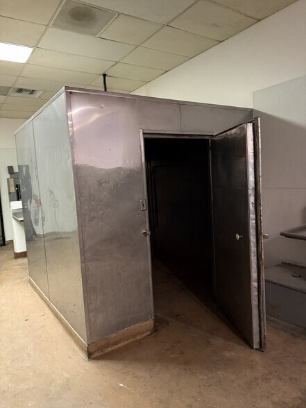 More Photos Of 7980-8000 Amador Valley Blvd, Dublin Unknown For Lease