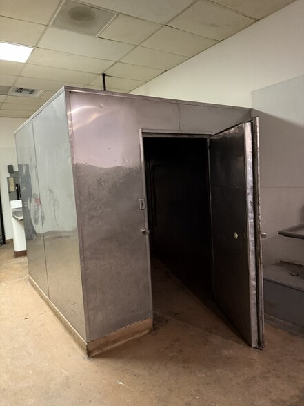 More Photos Of 7980-8000 Amador Valley Blvd, Dublin Unknown For Lease