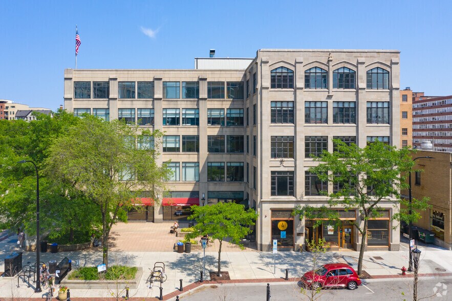 Primary Photo Of 630 Davis St, Evanston Loft Creative Space For Lease
