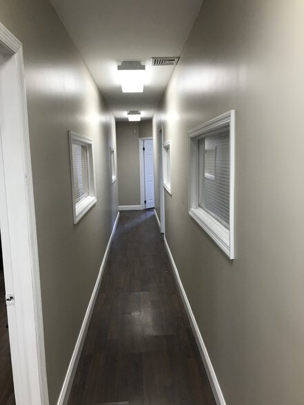 More Photos Of 192-08 Jamaica Ave, Hollis Office For Lease