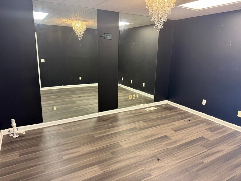 More Photos Of 105 S Jefferson Ave, Eatonton Office For Sale