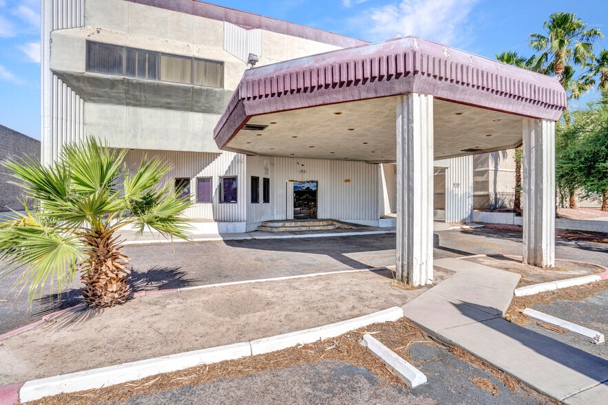 Primary Photo Of 2929 S Maryland Pky, Las Vegas Medical For Sale