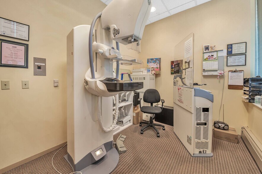 More Photos Of 3824 Northern Pike, Monroeville Medical For Sale