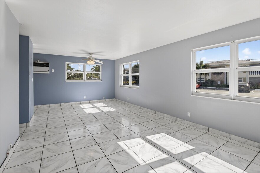 More Photos Of 4825 NE 23rd Ave, Fort Lauderdale Apartments For Sale