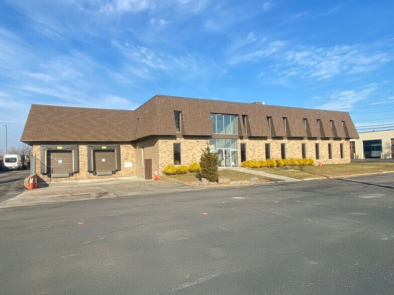 Primary Photo Of 310 Paterson Plank Rd, Carlstadt Manufacturing For Lease